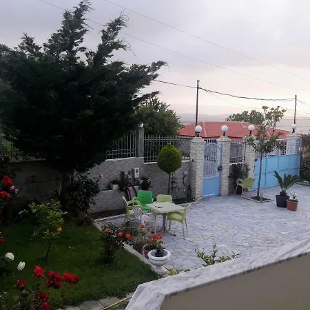 Vila Mustakas Willa
